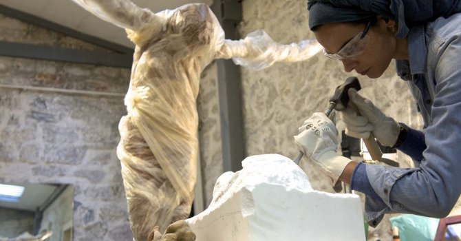 ‘Kadın’ şimdi Antalya’da