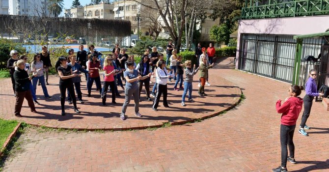 8 Mart’ta kadınlar dans edecek