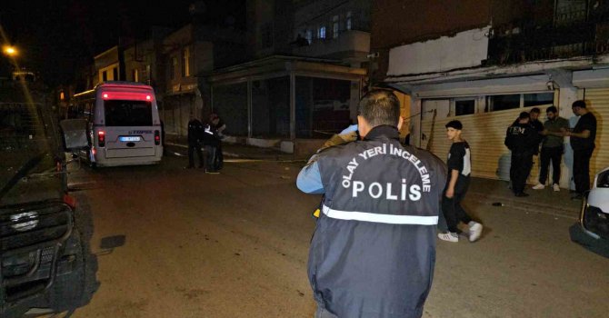 Tantuni yerken silahlı saldırıda yaralandı