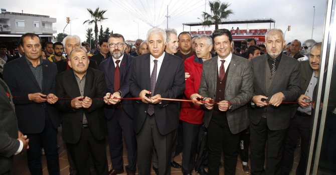 Açılışta şehitler için dua edildi