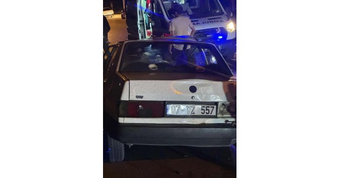 Antalya’da otobüs ile otomobil kafa kafaya çarpıştı: 1 ölü