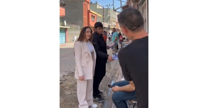 AK Parti kadın milletvekili adayına tehdit: "Kafanıza mermi yağacak”