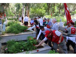 Milli Mücadele Kahramanı Şehit Kaymakam Saim Bey, kabri başında anıldı
