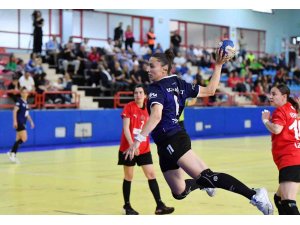 Mavi Kelebekler finalde