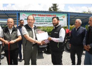 ORKÖY desteği ile 5 çiftçiye traktör verildi