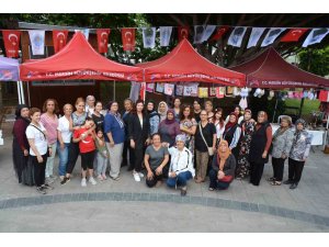 Üretici kadınların stantları yoğun ilgi gördü