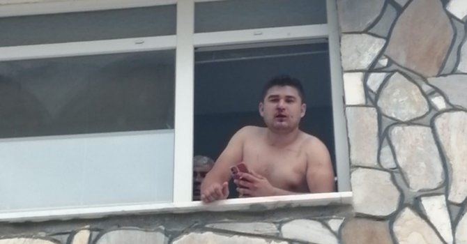 Antalya Büyükşehir Belediyesi çalışanının "oy kullanmadığı ve fotoğrafla belgelemediği için darbedildiği" iddiası