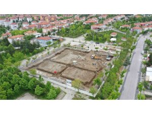 Binbirevler Kapalı Pazaryerinde çalışmalar devam ediyor