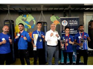 Terör ve uyuşturucu değil, artık dünya şampiyonları konuşuluyor