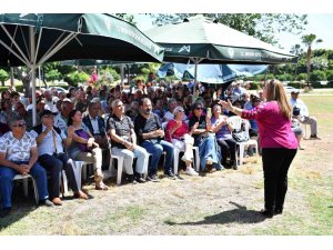 Emekliler Türk sanat müziği konseriyle eğlendi