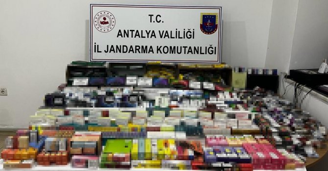 Manavgat’ta kaçak sigara ve tütün operasyonu: 2 gözaltı