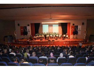 TORTEK Türk Halk Müziği Korosu büyük beğeni topladı