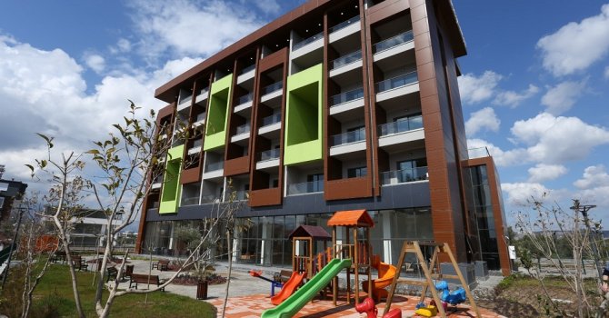 Kepez sosyal tesislerinin kapılarını sağlık çalışanlarına açtı