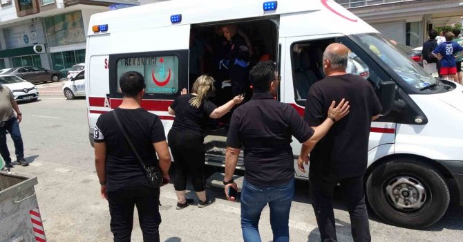 Kazada oğlu yaralanan baba, sağlık ekiplerinin "iyi" cevabı ile rahat nefes aldı