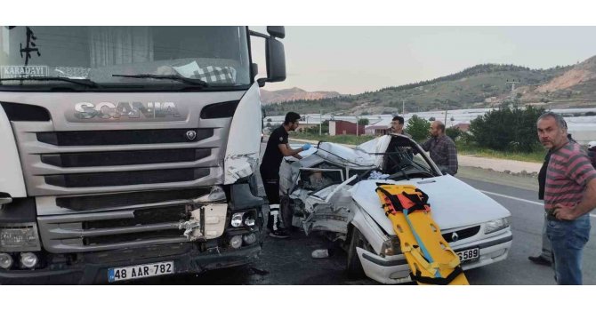 Antalya’da trafik kazası: 1 ölü, 2 yaralı