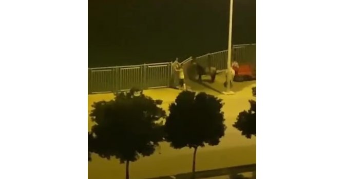 Hırsızlar şehrin göbeğinde sulama kanalının korkuluklarını böyle çaldılar