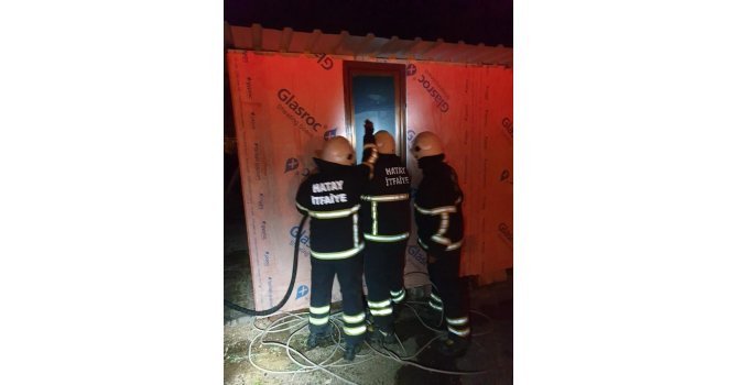 Arsuz’da konteyner yangını