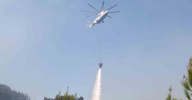 Antalya’daki orman yangını 1 saatte kontrol altına alındı