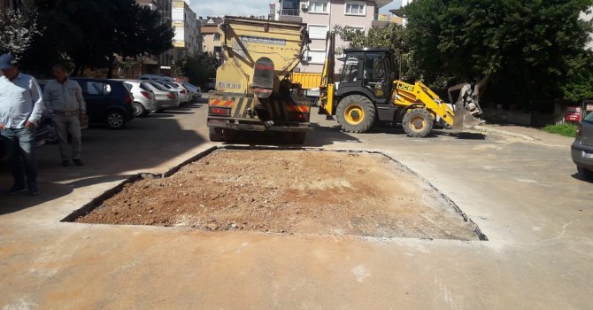 ASAT bozulan yolları asfaltlıyor