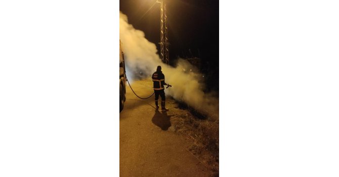 Otluk alanda çıkan yangın itfaiyenin müdahalesi ile söndürüldü