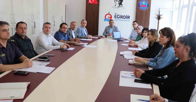 Eğirdir’de kadına yönelik şiddetle mücadele toplantısı