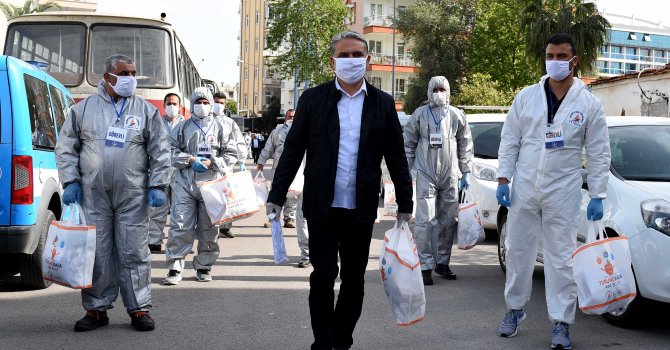 Muratapaşa’dan 137 bin eve 450 bin ücretsiz maske