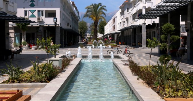 Büyükşehir Kemer’in çehresini değiştirdi