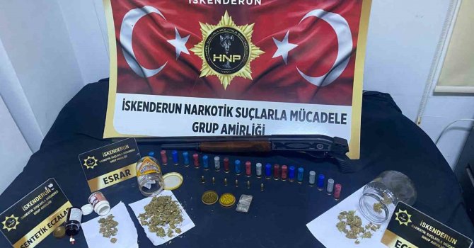 Hatay’da uyuşturucu taciri 2 kişi yakalandı