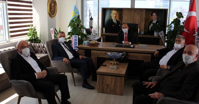 Başkan Bayar’dan İYİ Parti’ye ziyaret