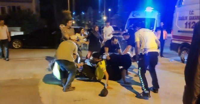 Burdur’da meydana gelen trafik kazasının ardından ortalık savaş alanına döndü