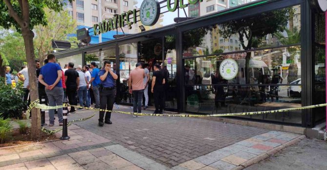 Bayram sabahı tatlıcıda ’platonik aşk’ cinayeti