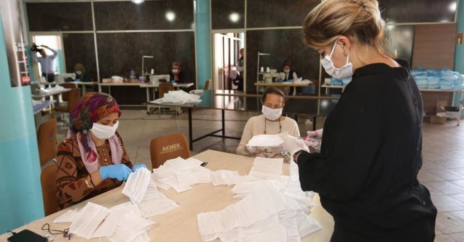 Tüm Kepez’e steril maske