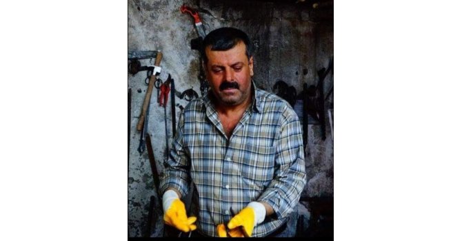 Uçuruma yuvarlanan otomobilde araç sürücüsü hayatını kaybetti