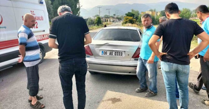 Osmaniye’de kamyonetle otomobil çarpıştı: 2 yaralı
