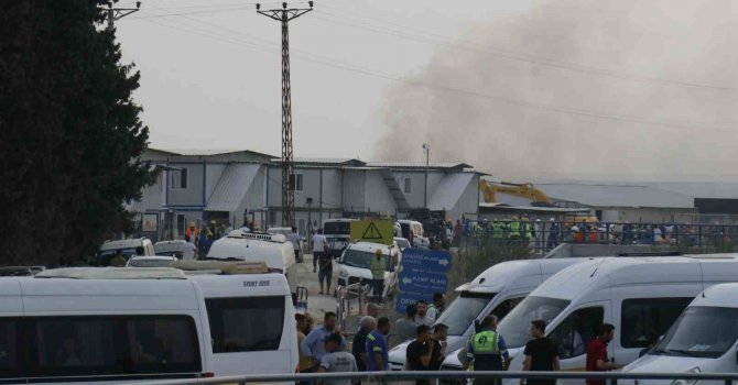 Adana’da SASA fabrikasında yangın: 2 yaralı