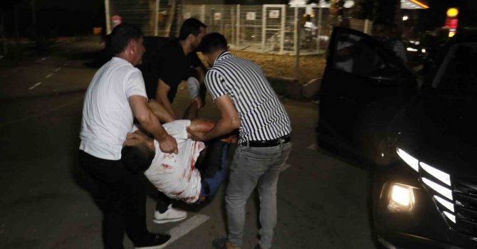 Adana’da barda tüfekler ve tabancalar konuştu: 3 yaralı