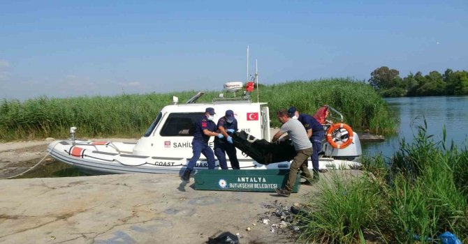Kendisinden haber alınamayan 76 yaşındaki adamın cansız bedeni, denizde bulundu