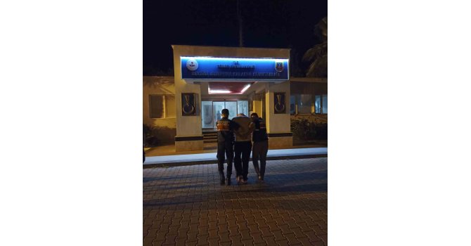 Antalya’da 15 yıl hapis cezası ile aranan şahıs yakalandı