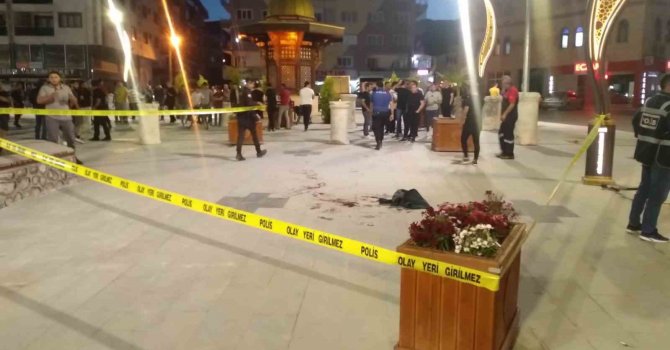 Burdur’da bıçaklı kavga: 2 yaralı