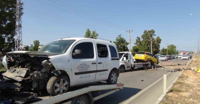 Mersin’de trafik kazası: 5 yaralı