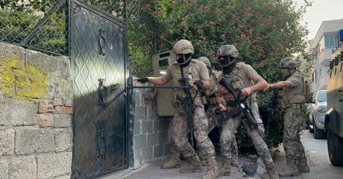 Mersin’de torbacılara şafak operasyonu: 16 gözaltı