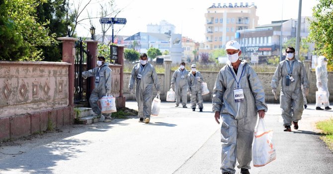 Maske dağıtımı devam ediyor