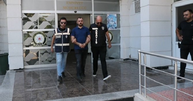 Tartıştığı kişiyi düğün çıkışı otomobilinde öldüren zanlı tutuklandı