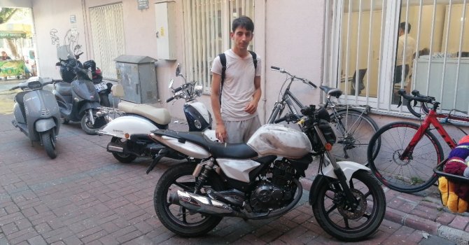 Çalınan motosikletine 20 gün sonra hurdaya dönmüş halde kovuştu