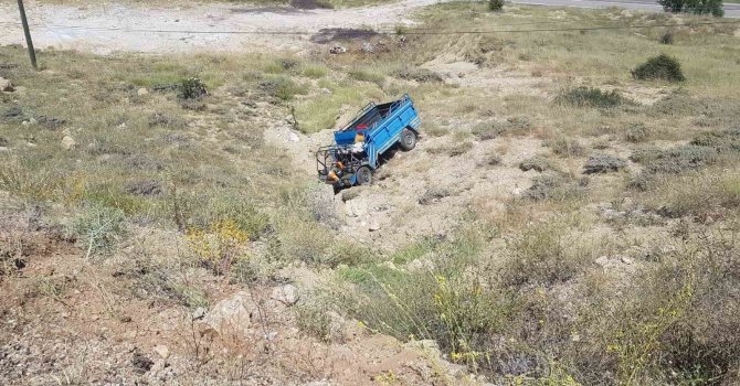 Isparta’da pat pat devrildi: 2’si çocuk 4 yaralı