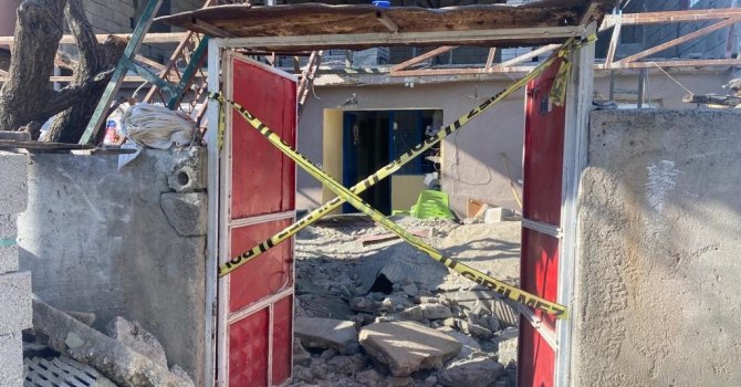 İnşaatın duvarı yemek yapan kadınların üzerine çökmüş: 1 ölü, 2 yaralı