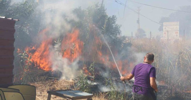 Alevlere hortumlu müdahale