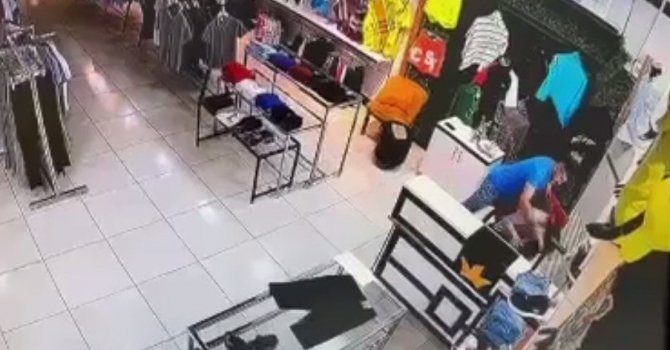Mersin’de mağazada genç kızı darp eden şahıs tutuklandı