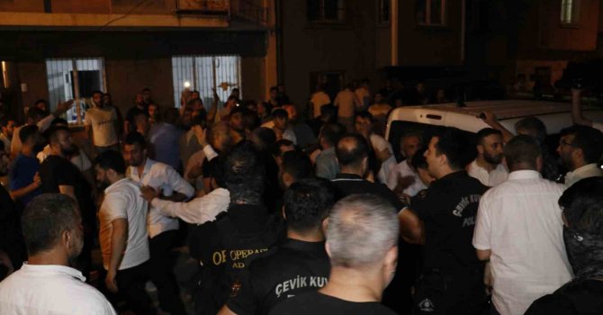 HÜDA PAR’ın il sekterini öldüren ve il başkanını yaralayan kişinin evine saldırı