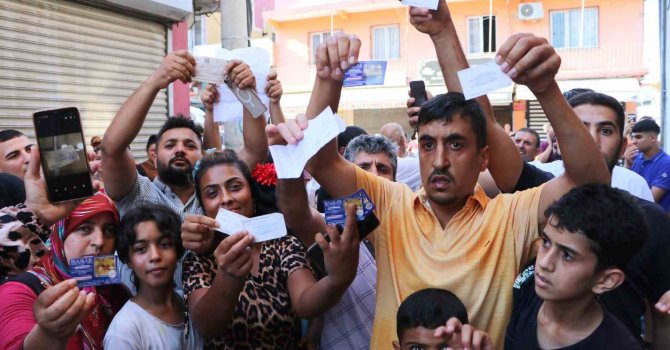 Kuyumcunun 600-700 milyon liralık emanet altınlarla kaçtığı iddiası